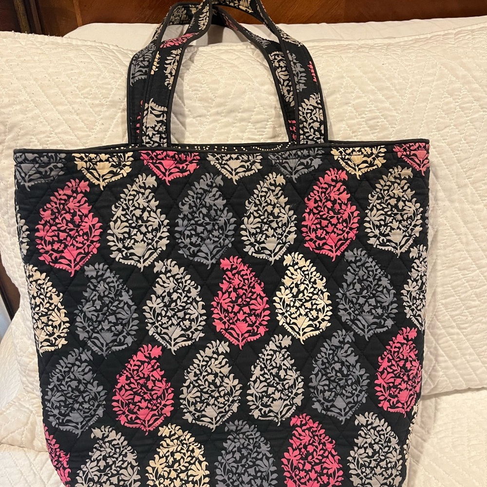 Vera Bradley Tote. Used, good condition. No smells, smoke free, pet free home.